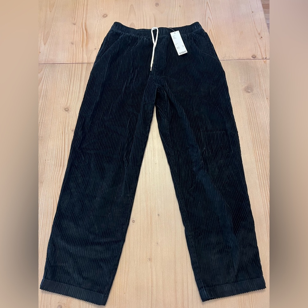 BNWT men’s black corduroy pants